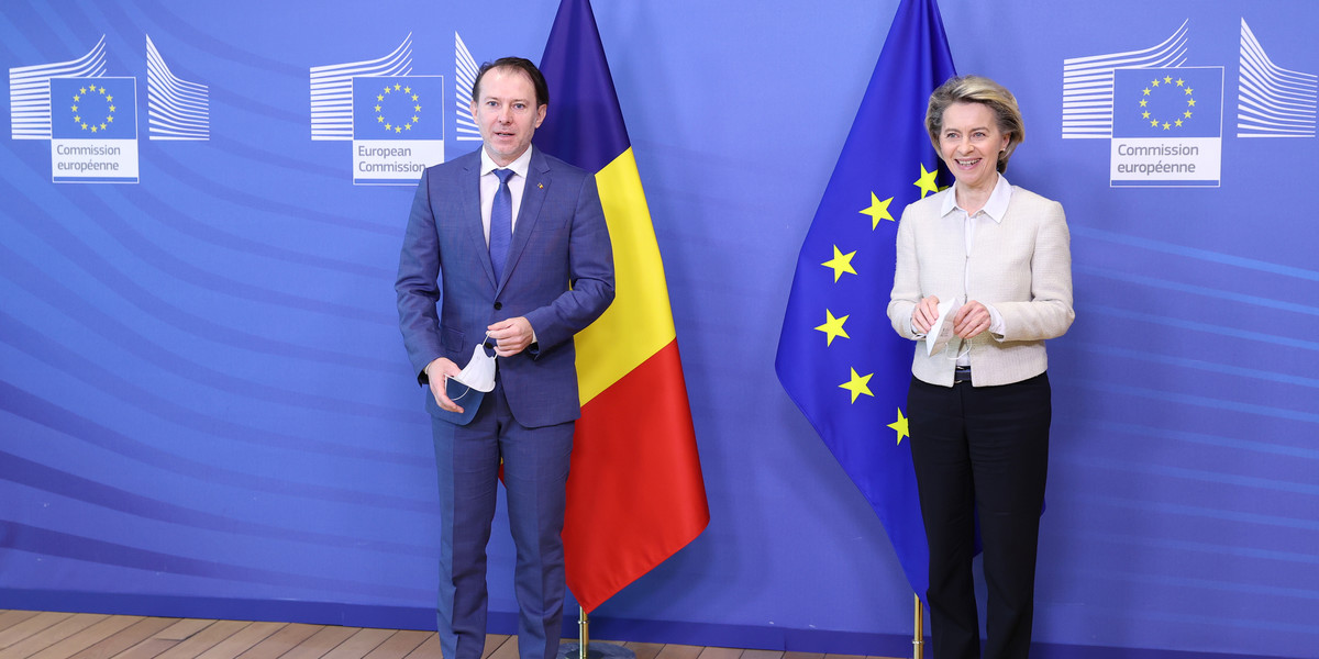 Komisja Europejska zatwierdziła KPO Rumunii. Polska wciąż czeka na taką decyzję Brukseli.