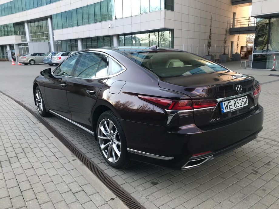 Nowa limuzyna Lexus LS 500