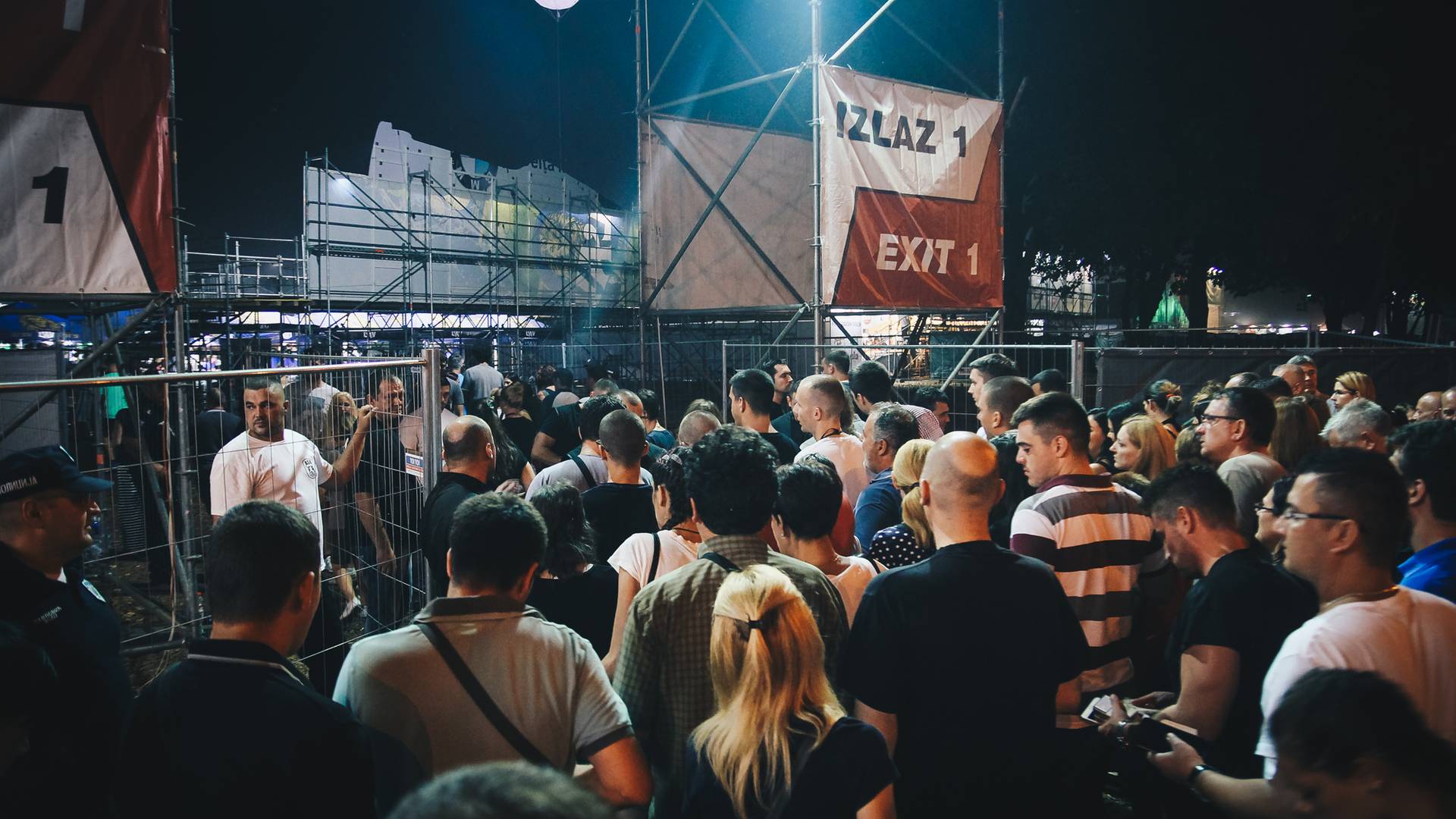 Ulazi pop na Beer Fest - i ne, nije vic