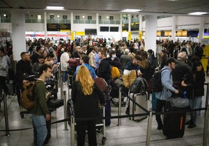 Ilustracija: Gužva na aerodromu Getvik