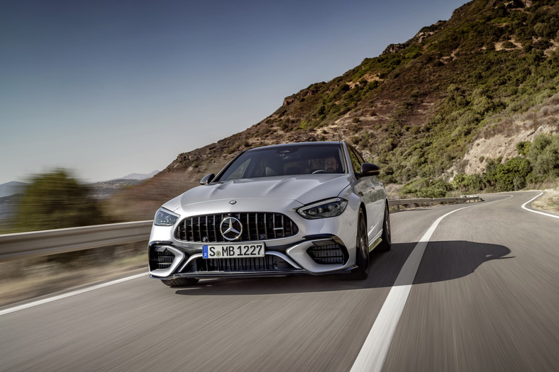 Mercedes-AMG C 63 S E Performance