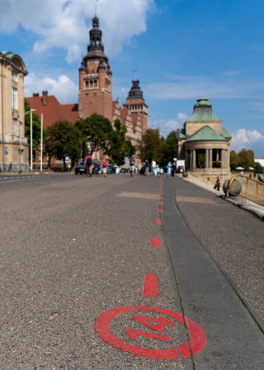 Szczecin — podążaj za czerwoną linią
