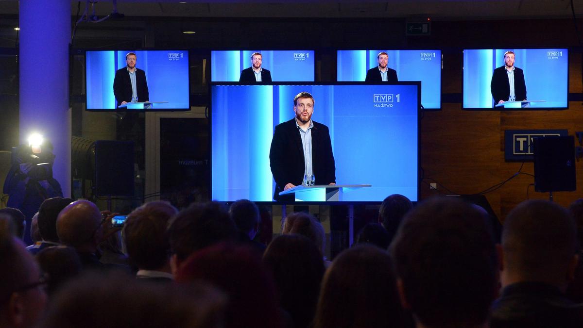 oglądanie debaty w siedzibie TVP