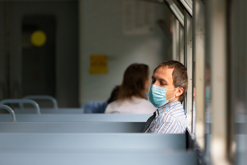 Bruksela zaostrza środki z powodu pandemii