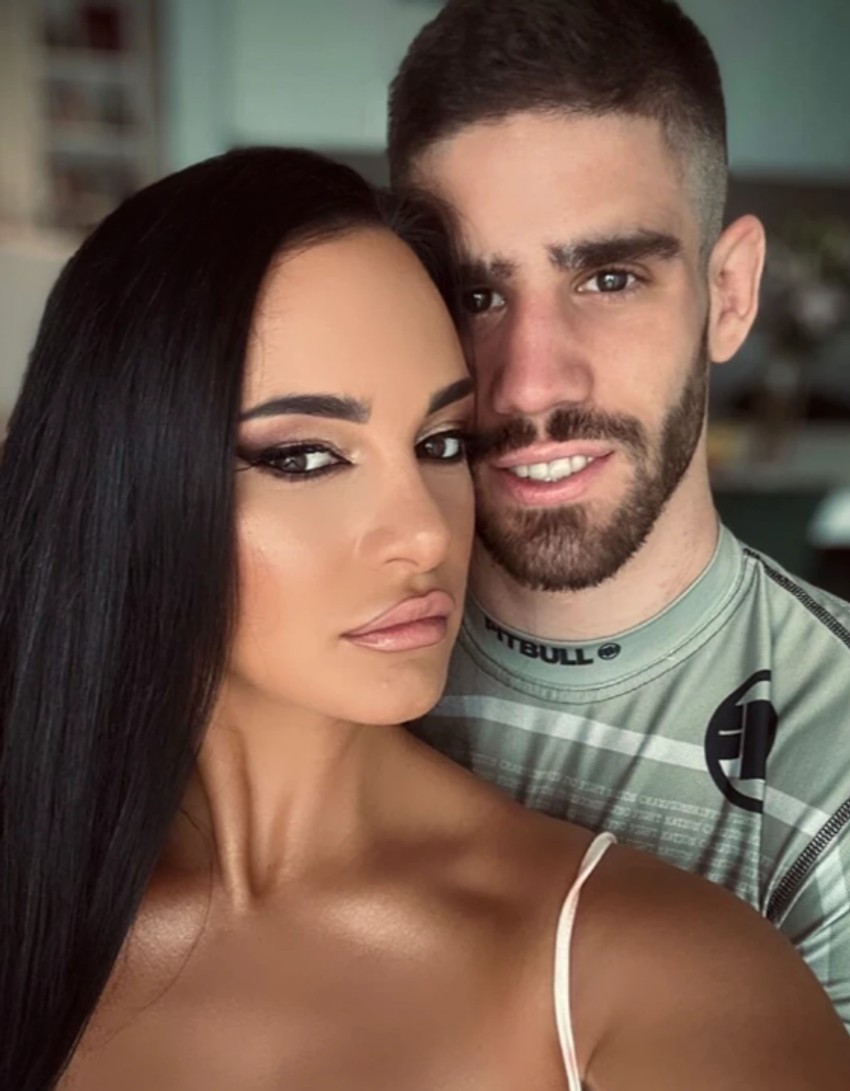 Mirna Radulović sa dečkom