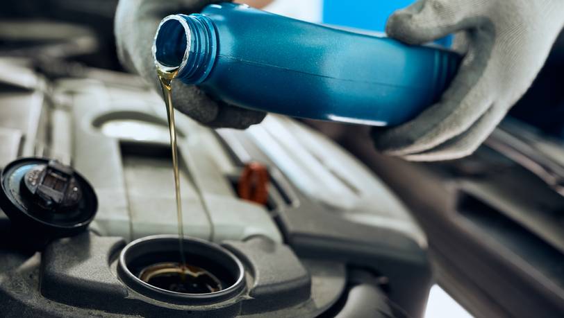 Beliebtes Motoröl in der 5l-Packung im Vergleich: Allzeit gut geschmiert