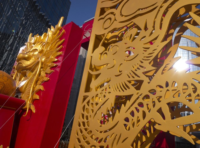 Wszystko wygląda jak tysiące lat temu. Przepych, bogaty ceremoniał i odwołania do tradycji cesarstwa