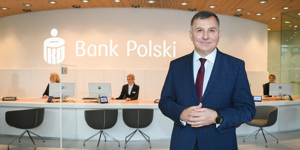 PKO BP to największy bank w Polsce, miał być motorem procesu zawierania ugód z frankowiczami. "PB" wskazuje, że proces miał być ogólnorynkowy, jednak wiele wskazuje, że PKO BP został na placu boju sam. 
