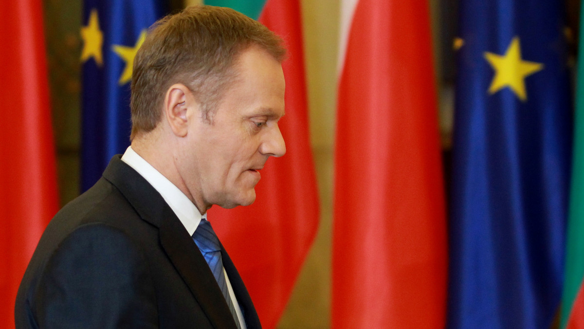 - Poważna debata o przyjęciu euro w Polsce zacznie się lada dzień, prezydent zwołał już Radę Gabinetową na ten temat - powiedział w Sejmie premier Donald Tusk.