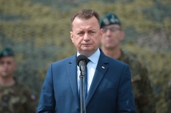 Błaszczak: W czwartek podpisanie umowy na dodatkowe zestawy rakietowe Piorun