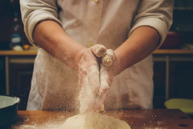 Umowa o pracę to według moich rozmowców rzadkość w branży gastronomicznej