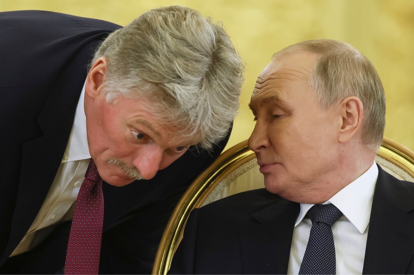 Dmitrij Peskov i Vladimir Putin