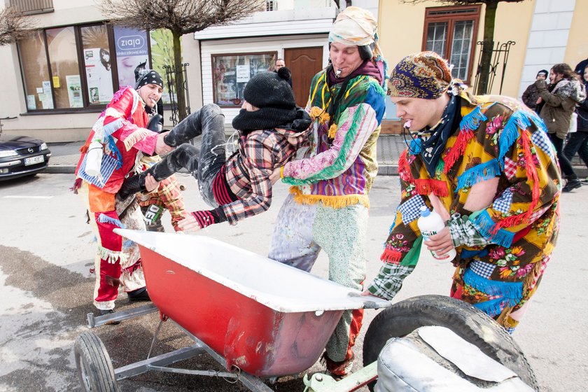 Lany Poniedziałek w Wilamowicach