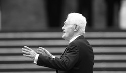 Zmarł Lionel Jospin. Francja zawdzięcza mu 35-godzinny tydzień pracy