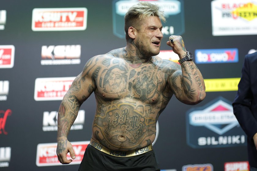 Mariusz Pudzianowski i Popek na ważeniu przed KSW. Raper znów pajacował