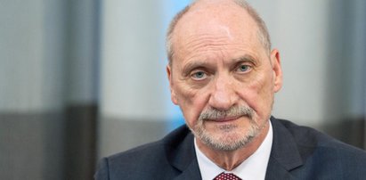 Macierewicz znów atakuje Niemcy. Chodzi o Rosję