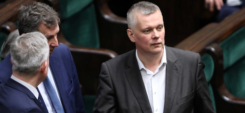 Siemoniak o lotach Kuchcińskiego: druga osoba w państwie publicznie kłamie