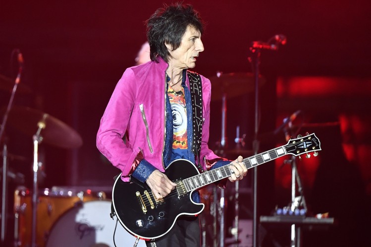 Ron Wood podczas koncertu The Rolling Stones w Zurychu, 20.09.2017