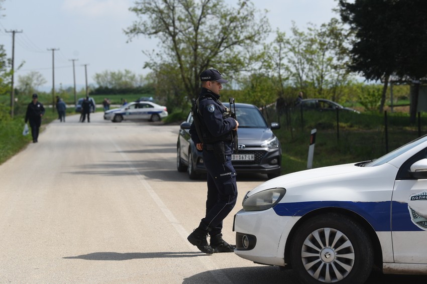 Policija u selima Dubona i Malo Orašje 