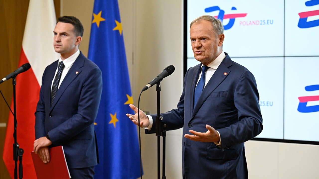 Kiedy pierwsza rozmowa Donalda Tuska z Karolem Nawrockim? Rzecznik rządu wyjaśnia