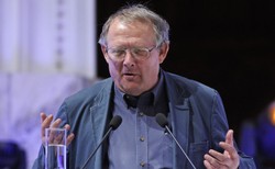Adam Michnik uhonorowany w Hiszpanii prestiżową nagrodą dziennikarską