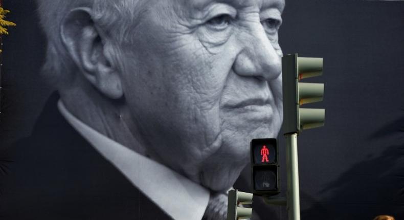 The Portuguese Socialist Party displayed a huge portrait of ex-leader Mario Soares outside their Lisbon headquarters, one day after his death on January 7, 2017