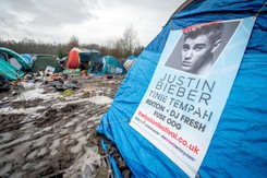 Codzienne życie we francuskich obozach dla uchodźców. [ZDJĘCIA]