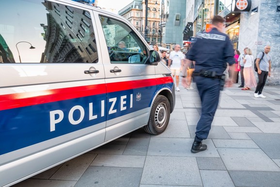 UŽAS U AUSTRIJI Muškarac iz BiH napao poznanika nožem, pa ga NOKAUTIRAO VASER-VAGOM: Ukrao mu pare i auto!