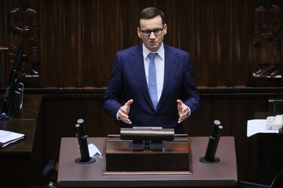 Premier: Tarcza antyinflacyjna da 200-300 zł miesięcznie oszczędności dla przeciętnej polskiej rodziny