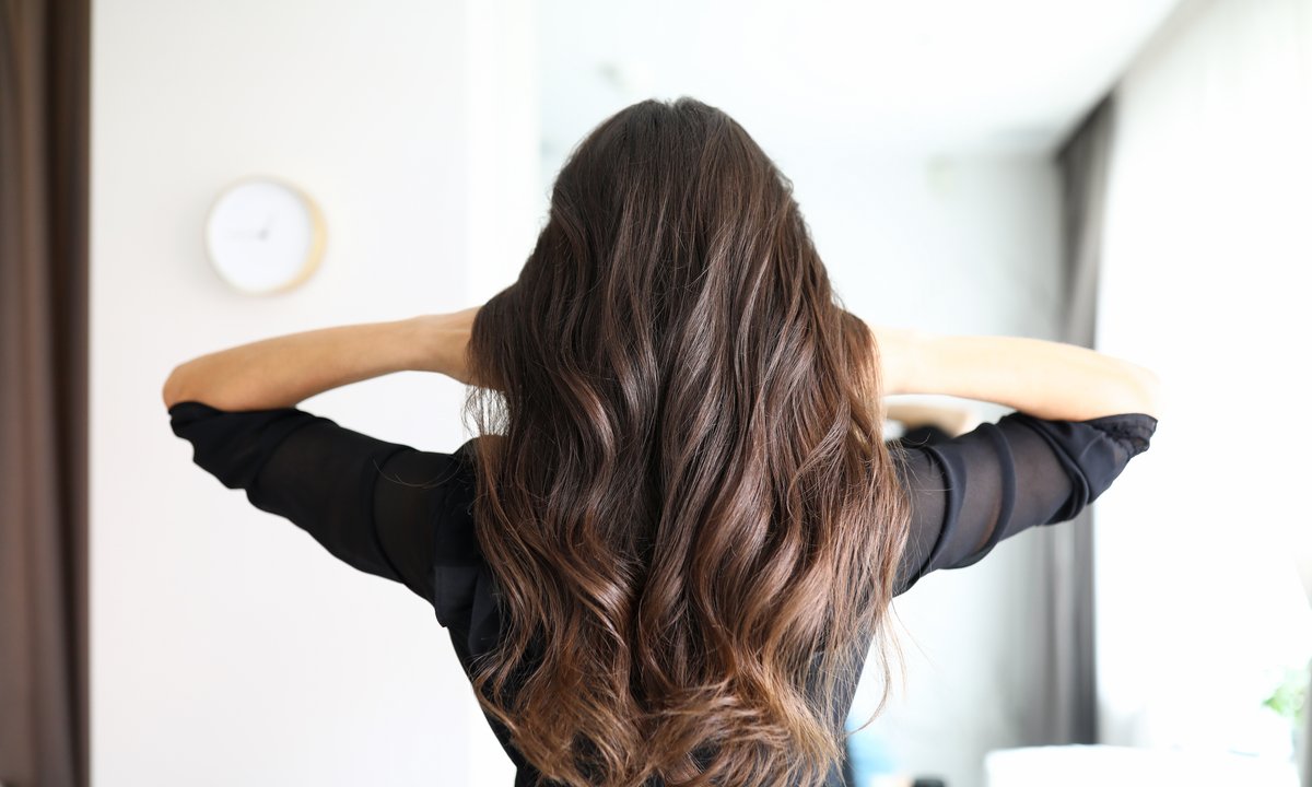 Polki kochają tę płynną keratynę. Pogrubia i zagęszcza fryzurę. "Mam włosy jak gwiazda!"