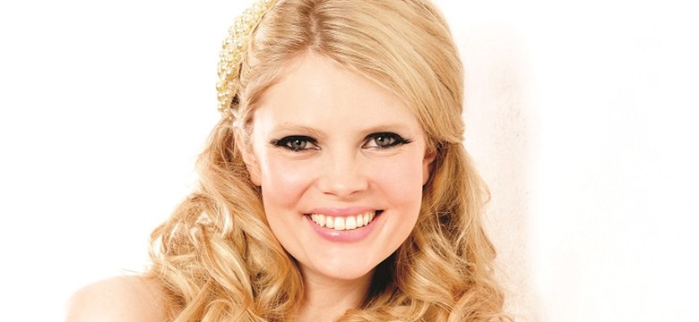 Modne fryzury ślubne 2015 - rodem ze stolicy miłości!