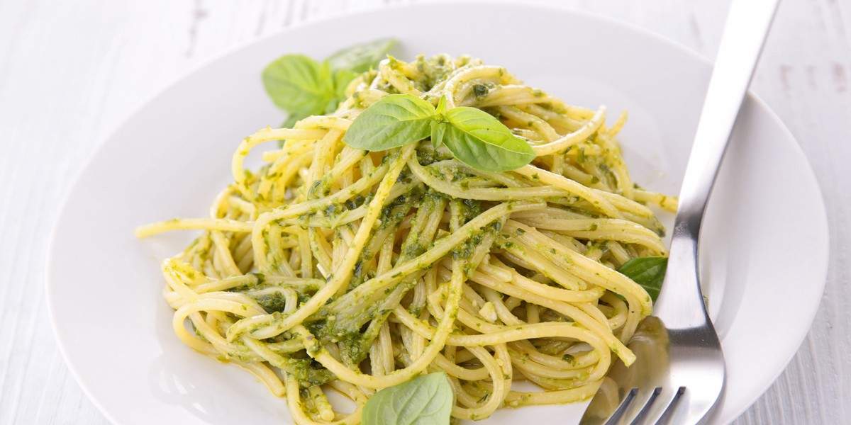 spaghetti z pesto