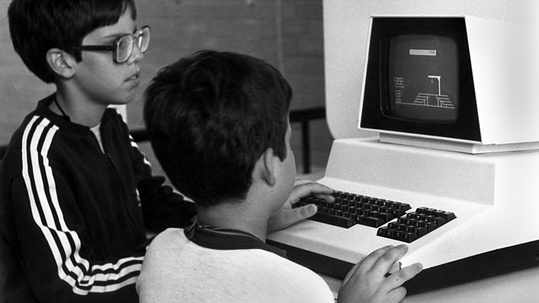 Komputer Commodore PET w 1983 roku. Jeden z pierwszych komputerów osobistych (domena publiczna)