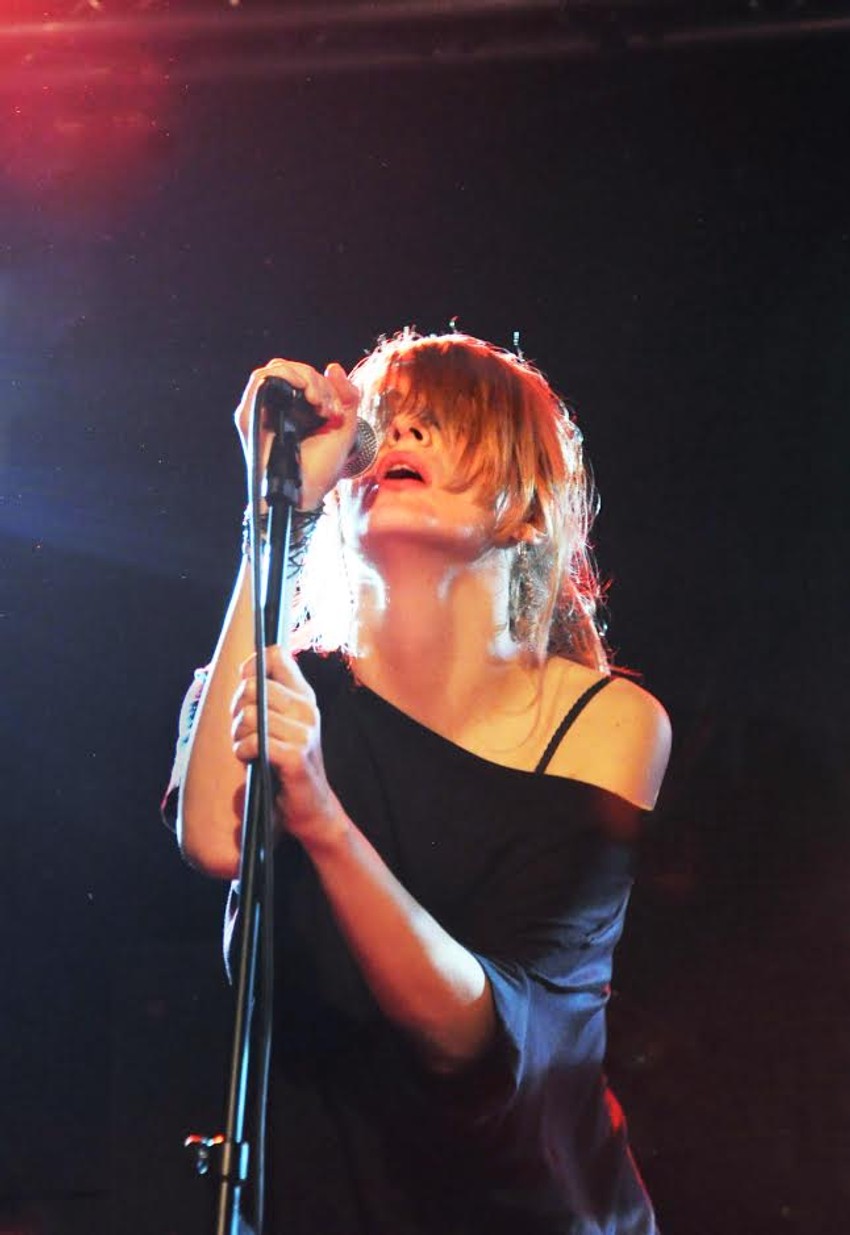 Ognjenka Lakićević u hot izdanju