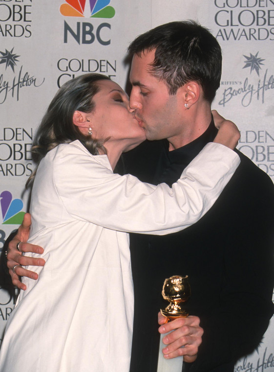 Angelina Jolie i James Haven podczas 57. ceremonii rozdania Złotych Globów w 2000 r.