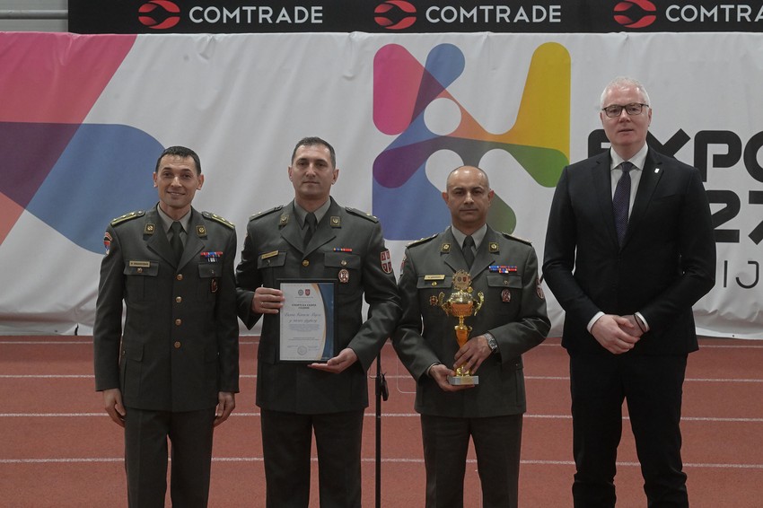 Ministar Gašić prisustvovao obeležavanju Dana vojnog sporta