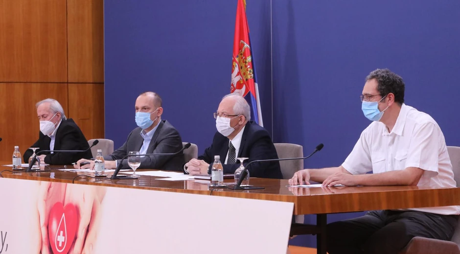 Moguće je da će sutra na sednici Kriznog štaba biti razmatrane nove mere