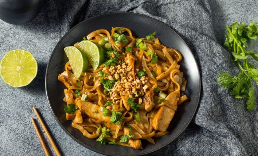 Pad thai z kurczakiem