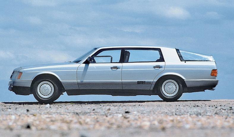 Podczas salonu we Frankfurcie w 1981 roku również Mercedes pokazał swoją wizję projektu „Auto 2000”. Pojazd badawczy bazował na zoptymalizowanym aerodynamicznie modelu W126 (a więc na ówczesnej klasie S). Współczynnik oporu powietrza Cw wyniósł w nim 0,28. 