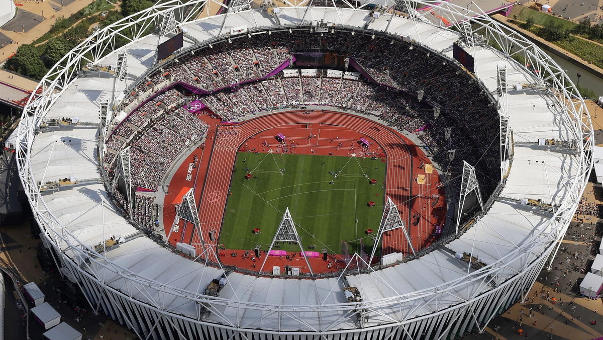 Coraz bliżej do ponownego otwarcia Stadionu Olimpijskiego w Londynie. Swoje zmagania zainauguruje na nim bowiem nowy gospodarz West Ham United. Młoty przed pierwszym meczem na swoim nowym obiekcie mają na głowie parę problemów.