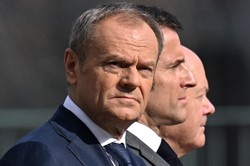 Zmiana układu sił w UE. Tusk "bardziej przekonujący" niż Scholz i Macron