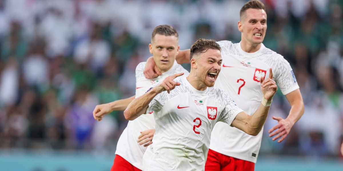 Za zgodą FIFA to federacje piłkarskie w poszczególnych krajach decydują, czy i jakie kwoty mają zainkasować zawodnicy za swoją grę na mundialu. 