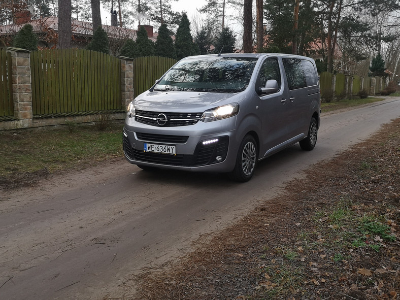 Opel Vivaro Furgon Flex 2.0/122 KM