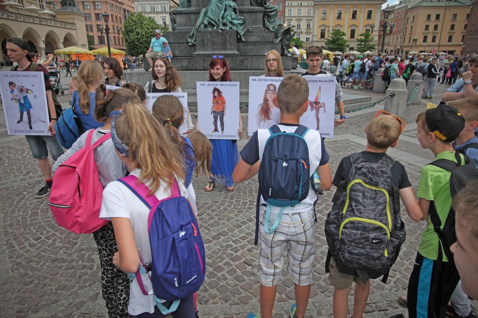 "STOP hejtowi, Jestem człowiekiem"