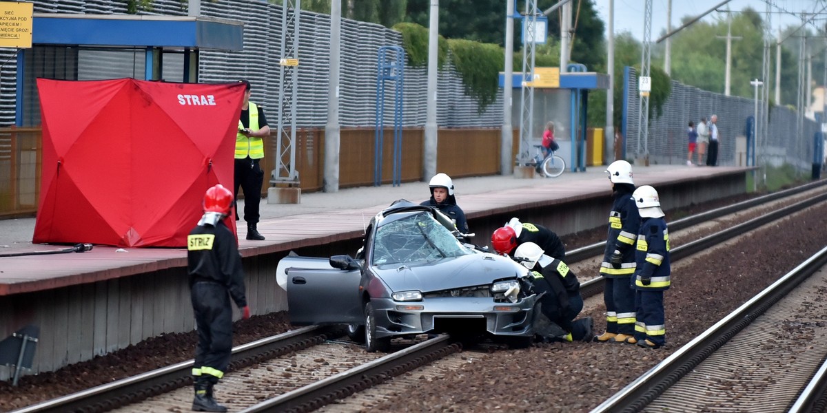 Wypadek na przejeździe kolejowym