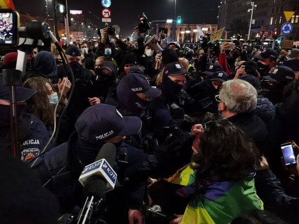 RPO chce wyjaśnień od stołecznej policji ws. interwencji podczas środowych manifestacji