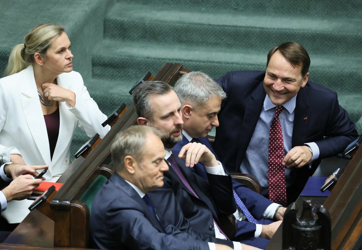 Radosław Sikorski premierem za Donalda Tuska? Oto co sądzą Polacy [SONDAŻ]