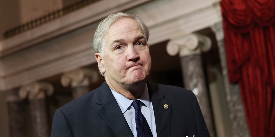 Luther Strange.