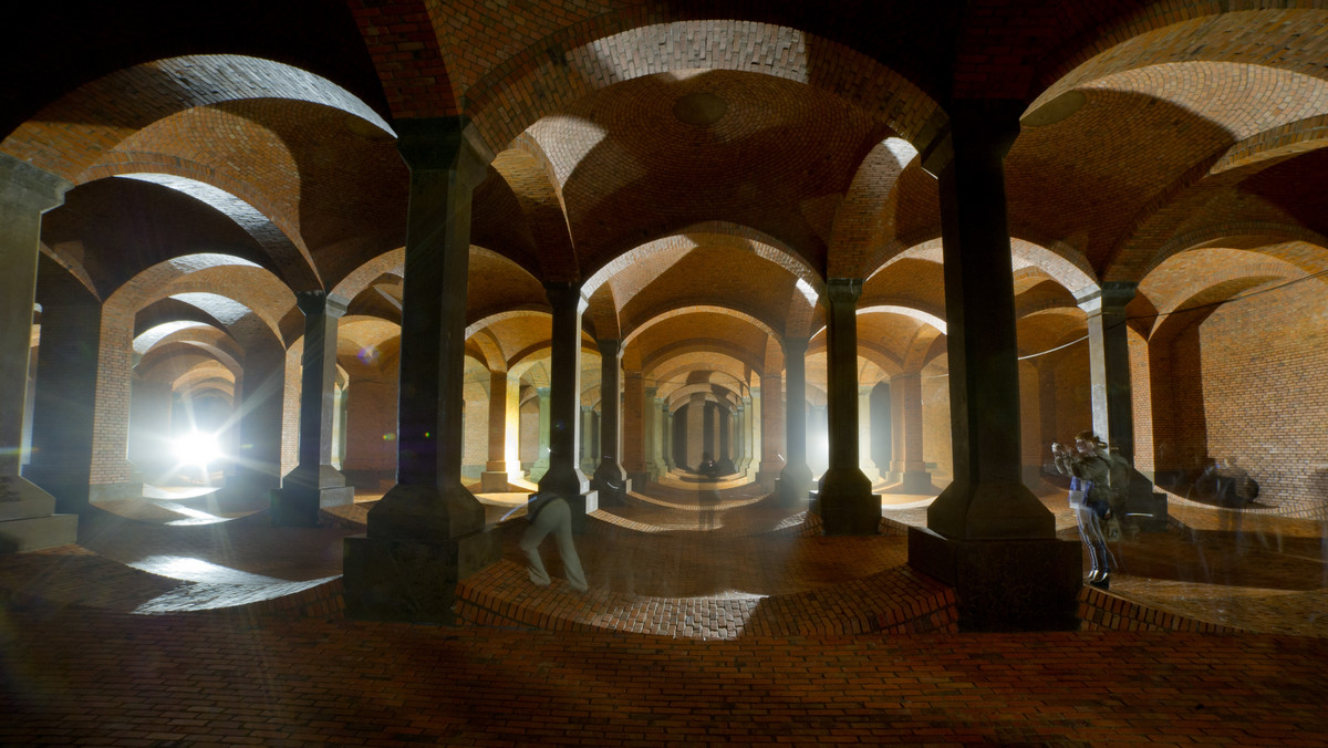 "Podziemna katedra" pełna wody