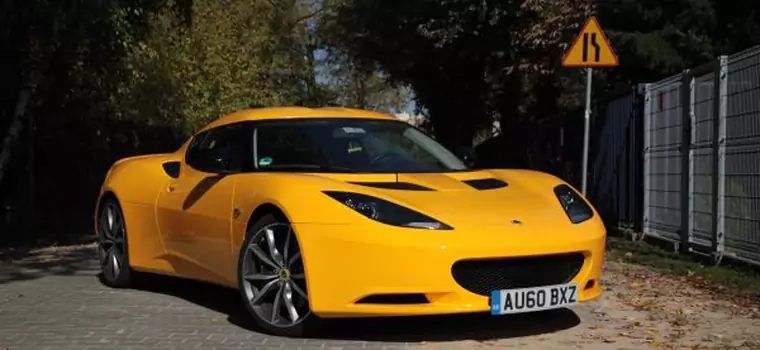 Lotus Evora S: żółte antidotum na nudę